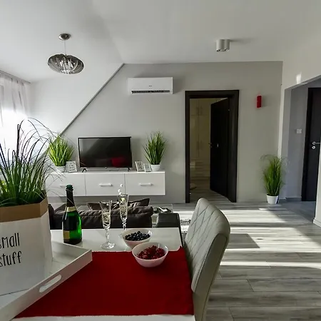 Grey Suites Pecs Exterior photo